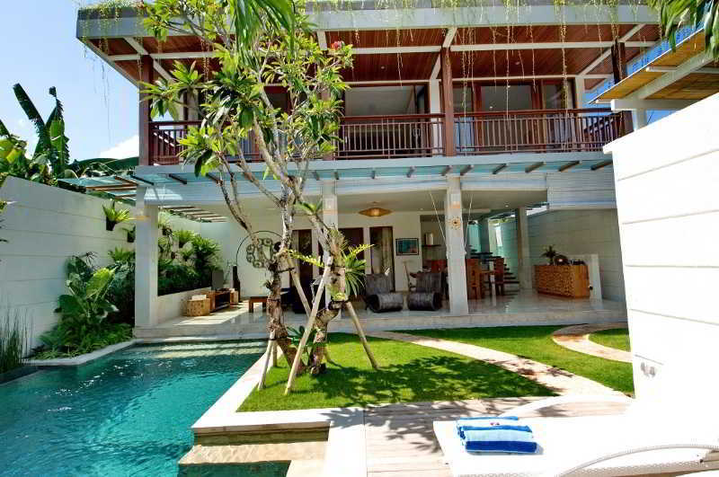 Villa Lumut 3 Bedrooms Central Seminyak Exterior photo