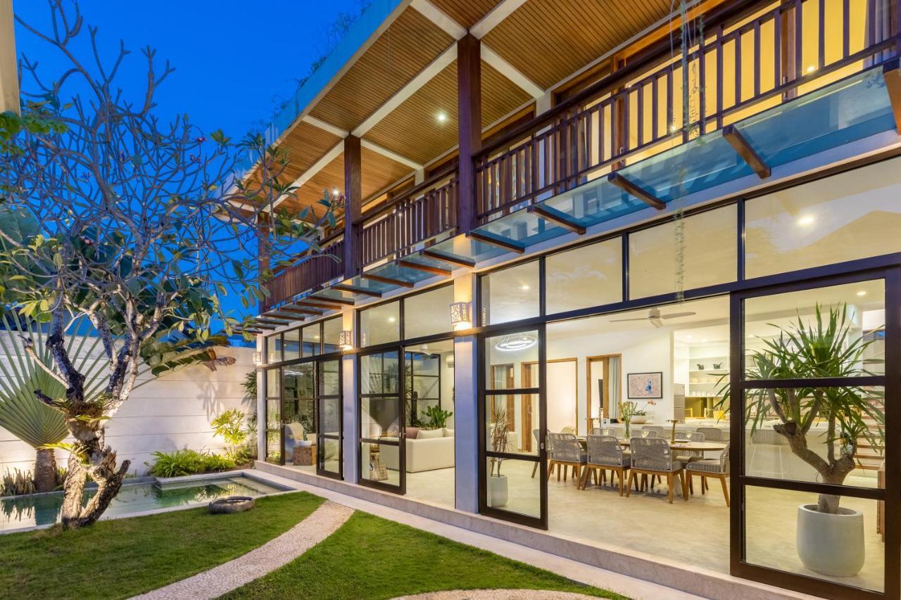 Villa Lumut 3 Bedrooms Central Seminyak Exterior photo